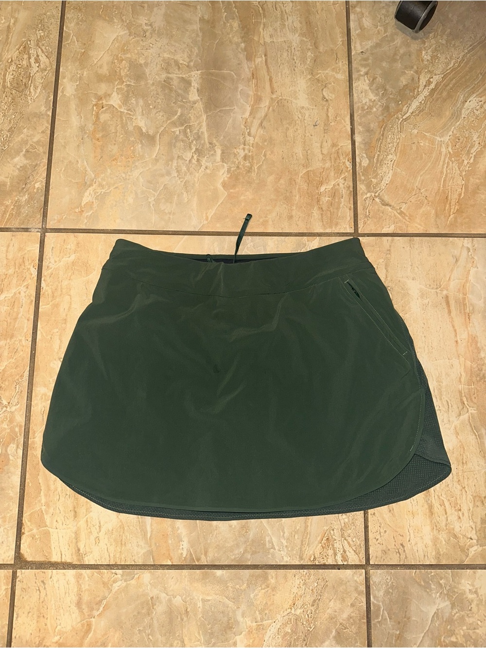 Evergreen Outdoor Voices The Exercise 3" Skort Size M